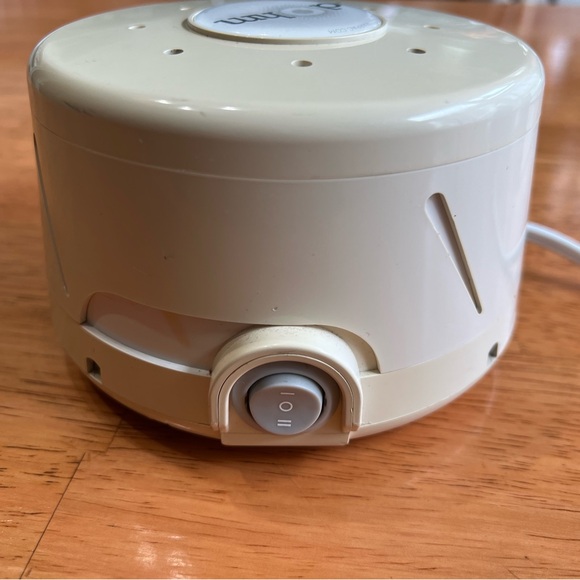 White noise machine - Picture 4 of 4